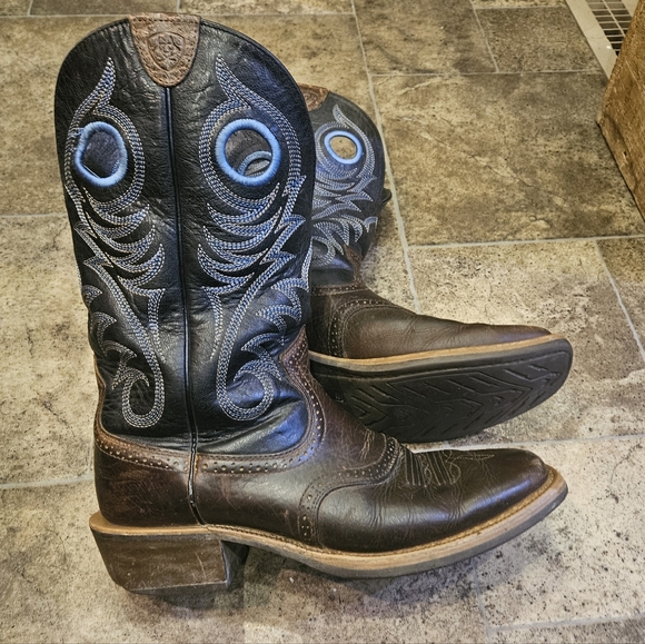 Men's Ariat Cowboy Boots Size 11 - Picture 1 of 11